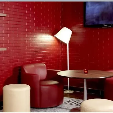 فندق كامبانيل إيه أون بروفينس سود بونت دي لارك آيكس أومبروفينس